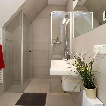 Ferienhaeuser Ostseekind Дом отдыха Neuhaus (Mecklenburg-Vorpommern)