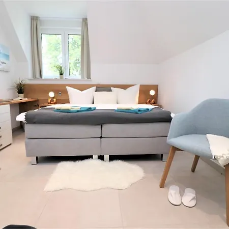 Ferienhaeuser Ostseekind Дом отдыха Neuhaus (Mecklenburg-Vorpommern)